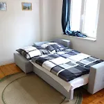2r-wohnung Am Rande Der Neustadt *