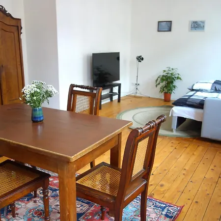2r-wohnung Am Rande Der Neustadt Appartement Dresde