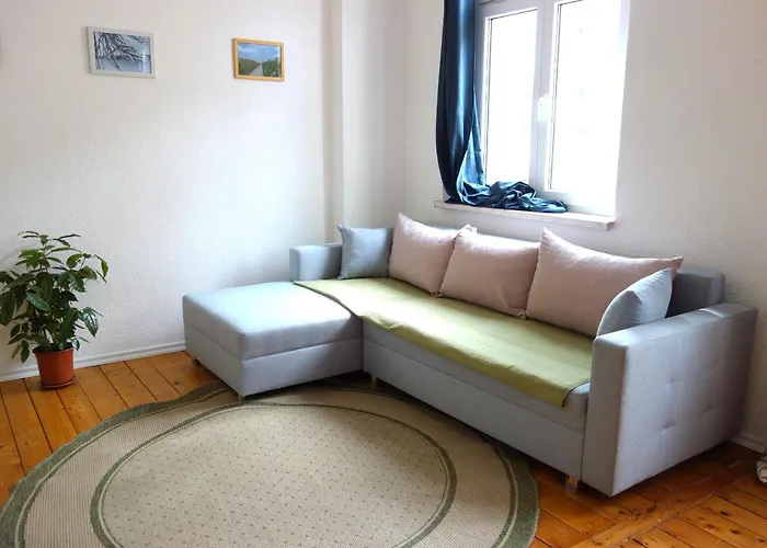 Lägenhet 2r-wohnung Am Rande Der Neustadt