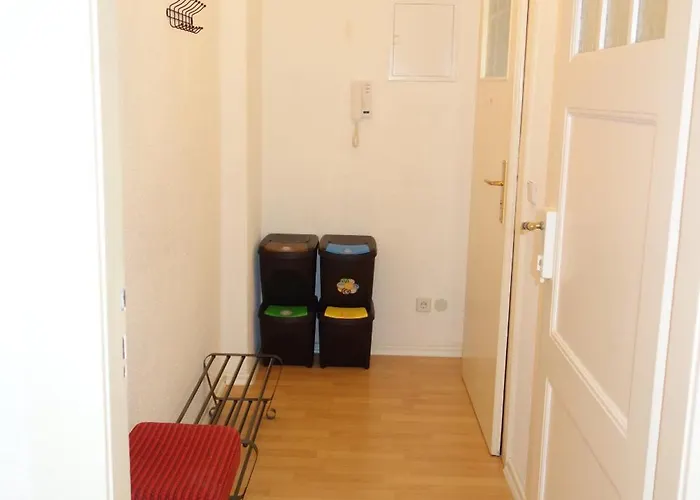 2r-wohnung Am Rande Der Neustadt Lägenhet *